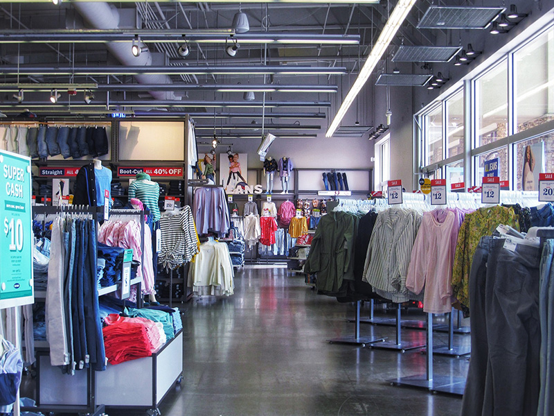 線下服裝實體店做抖音，傳統(tǒng)實體店崛起！抖音推手助力發(fā)展！